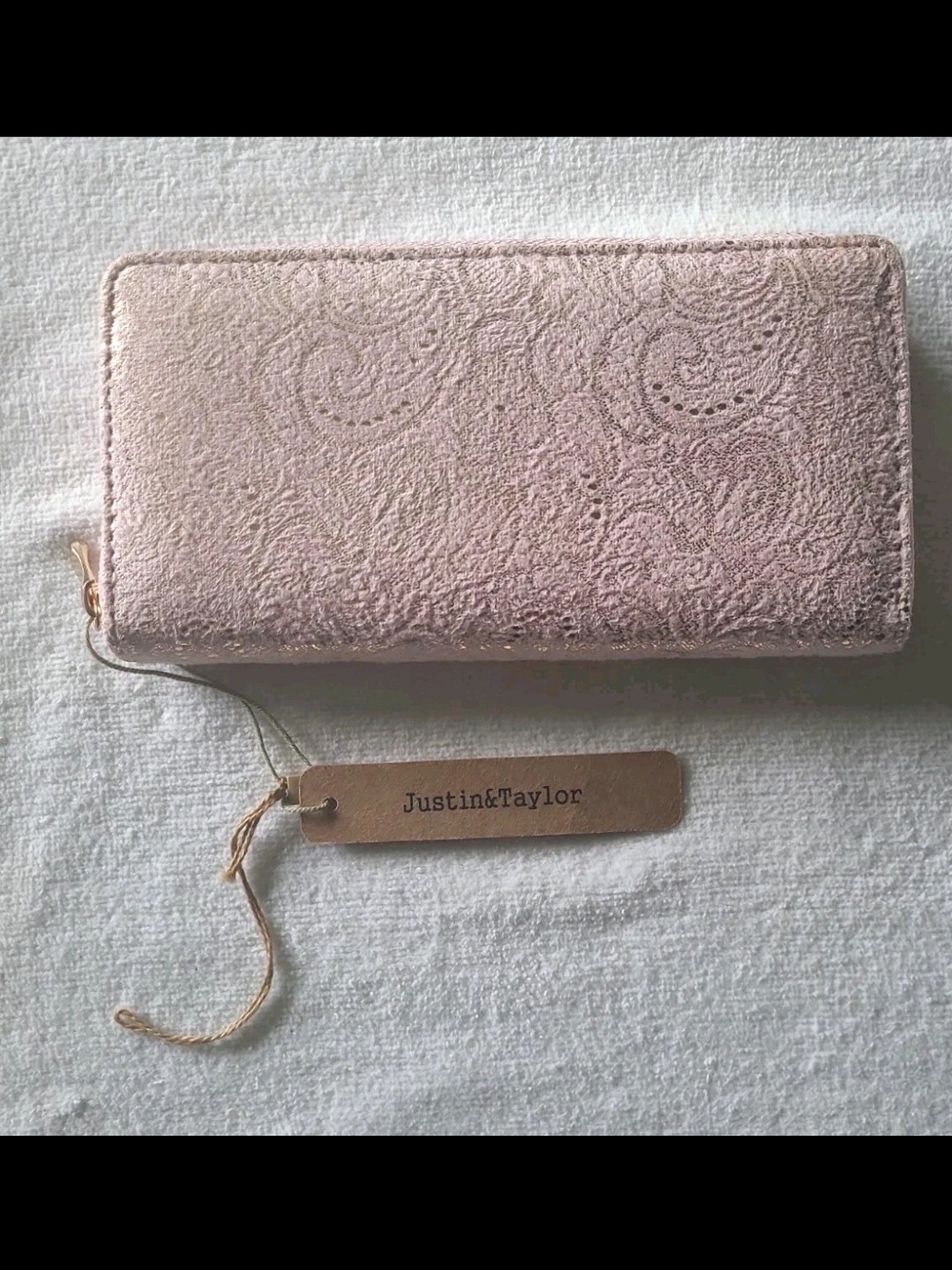 Just...Taylor Blush Pink Paisley Zip Wallet NWT
